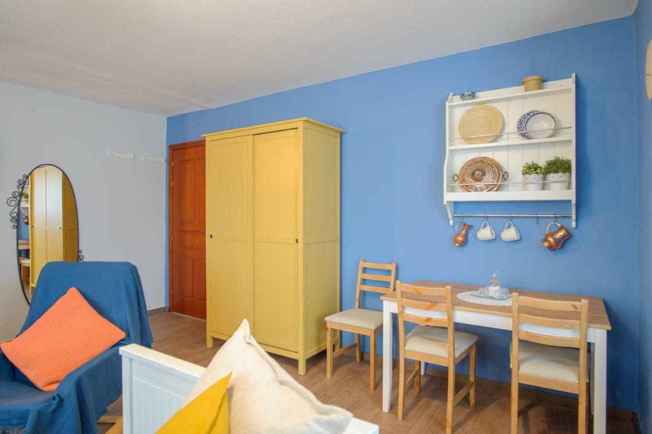La Casa - Traditionally Elegant Apt 38M2 W Prk Grd Janina Zewnętrze zdjęcie