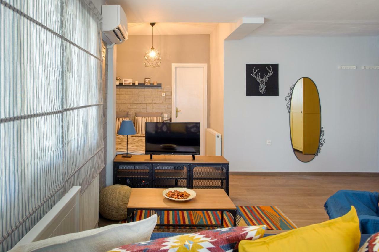La Casa - Traditionally Elegant Apt 38M2 W Prk Grd Janina Zewnętrze zdjęcie